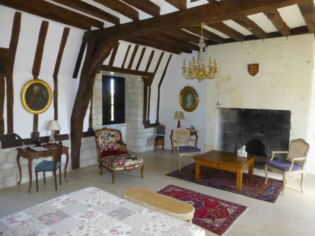 Le Clos Chavigny Лерне Экстерьер фото